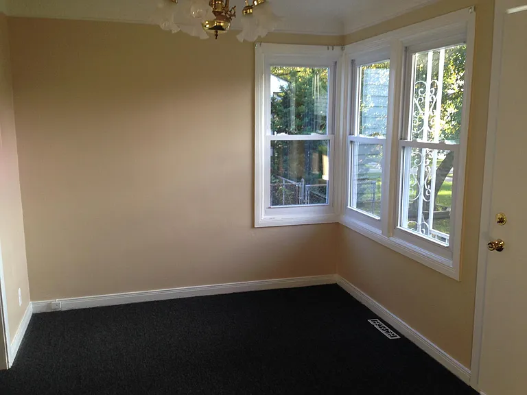 4673 Madison St — Photo 11