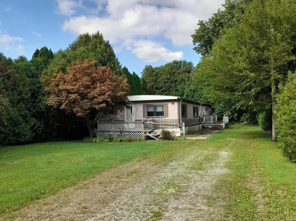 410 W Adams St, Tiffin, OH 44883