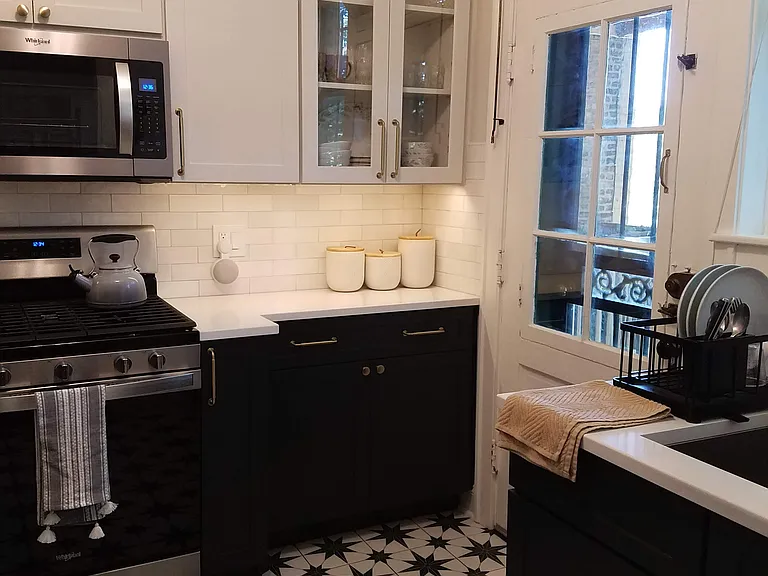 1518 E 59th St #2B — Photo 11