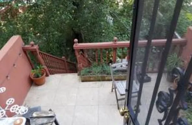 Rented by A P Realty Group NY LTD | media 22