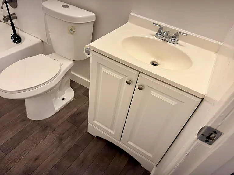 2026 Filbert St #A — Photo 11
