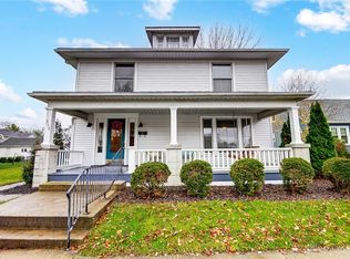 318 W Broadway St, Tipp City, OH 45371