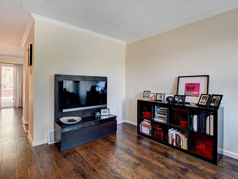 184 Gravel St #26 — Photo 8