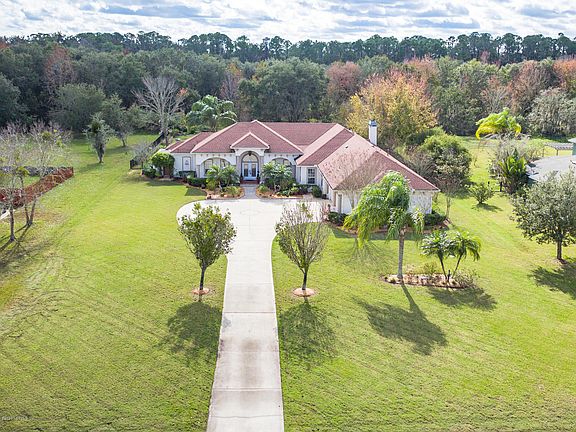 2nd image of 8313 Sheila Dr