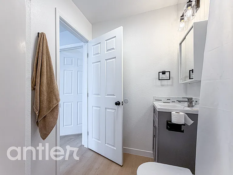1891 Caspian Ave #L6 — Photo 5