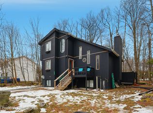 1379 Winding Way, Tobyhanna, PA 18466