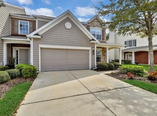 3865 Lionheart Dr, Jacksonville, FL 32216