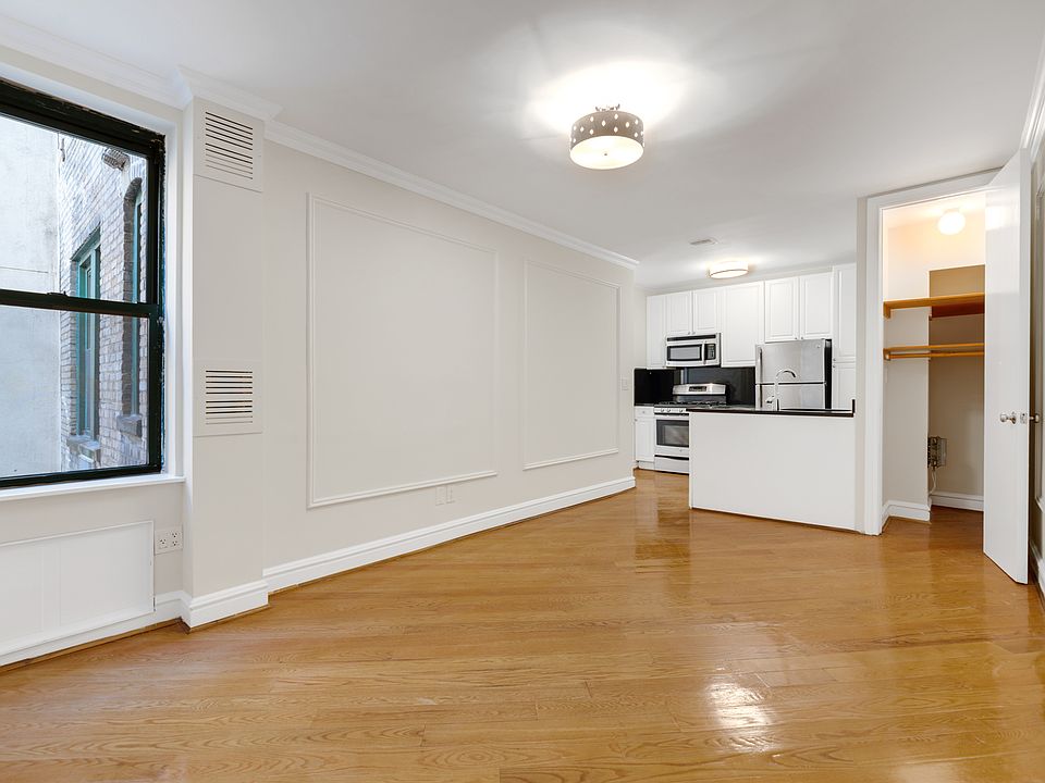 1st image of 226 E 70th St APT 6G