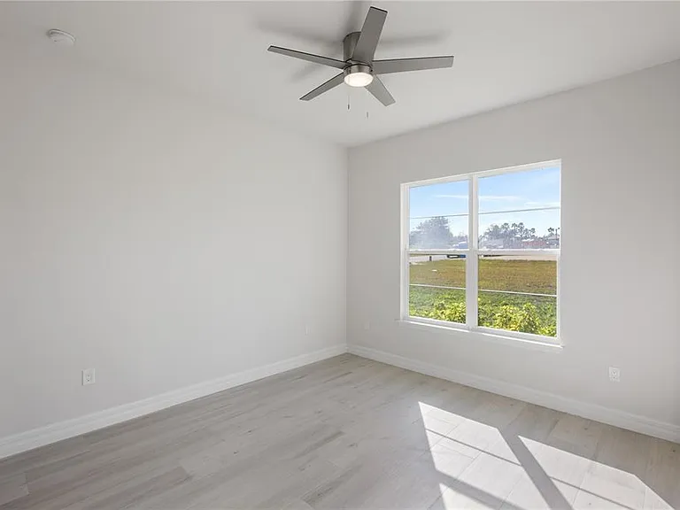 208 Snowy Orchid Way — Photo 25