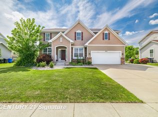 514 Broadhead Dr, Midland, MI