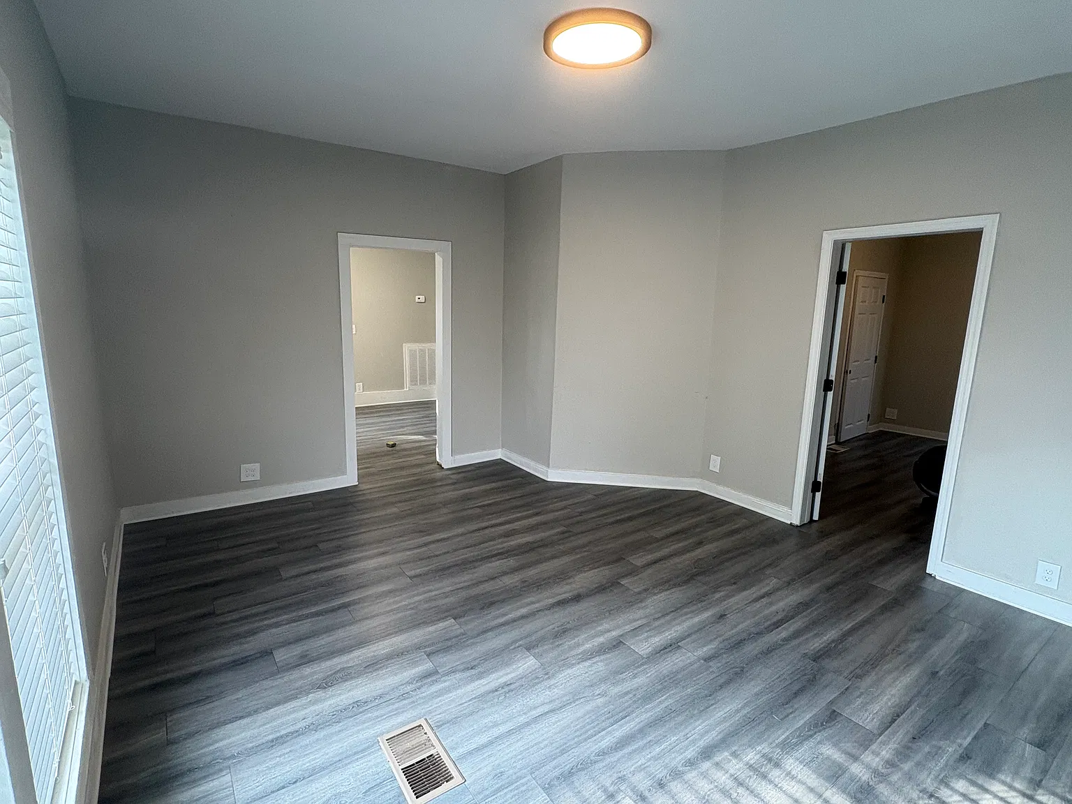 200 Chilhowee Ave — Photo 2