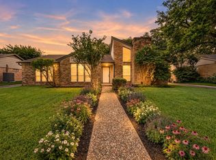 14915 Sun Harbor Dr, Houston, TX 77062