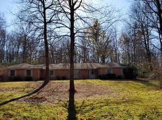 2177 W Eble Rd, Boonville, IN 47601