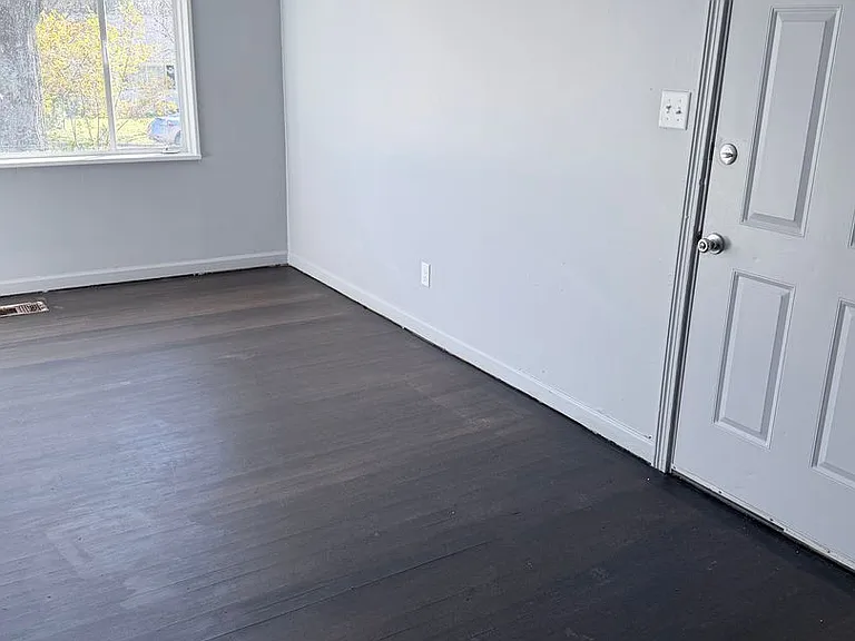 3009 Cabot St — Photo 12