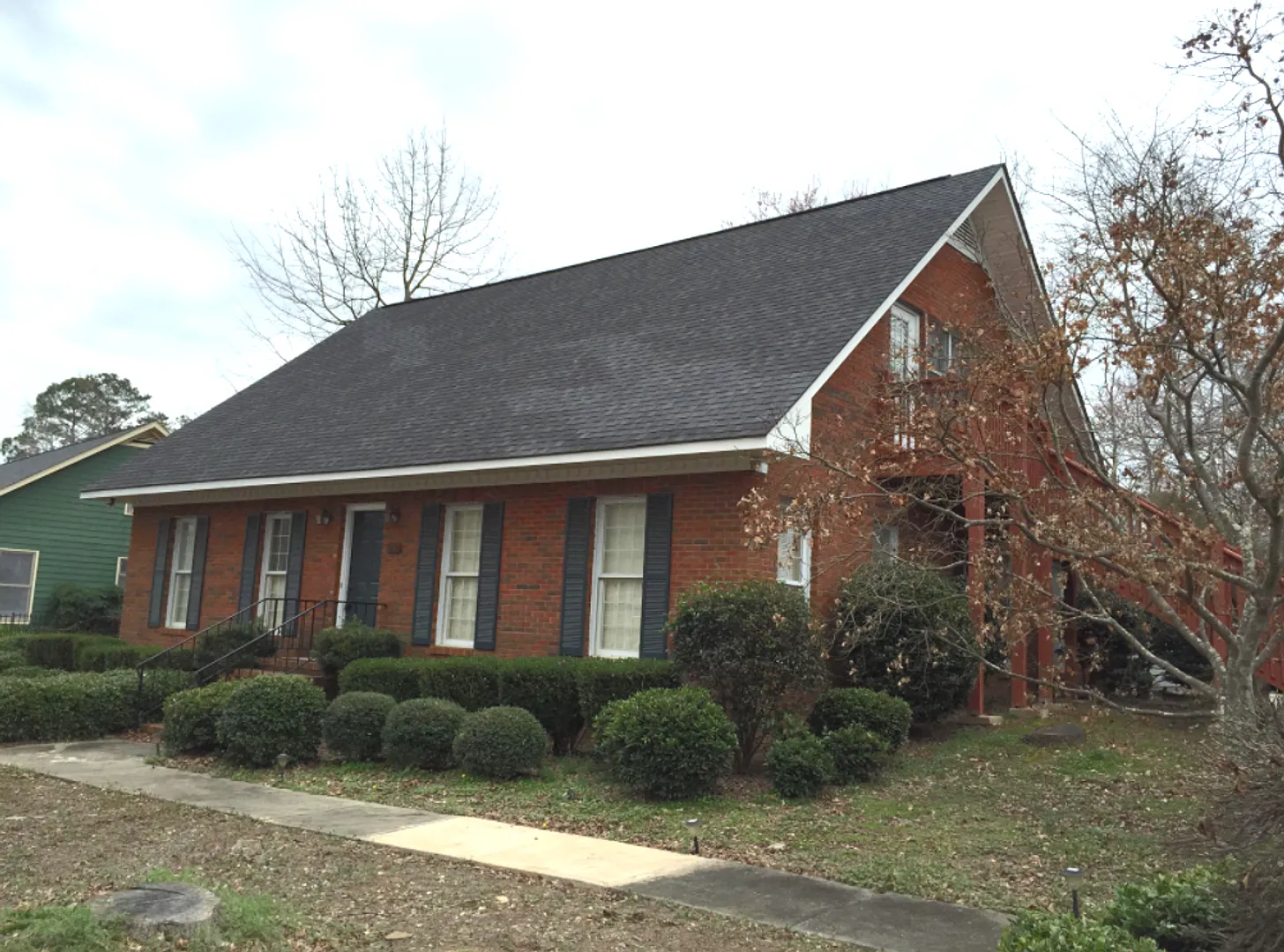 Residential Home on East University Drive!! — Photo 1