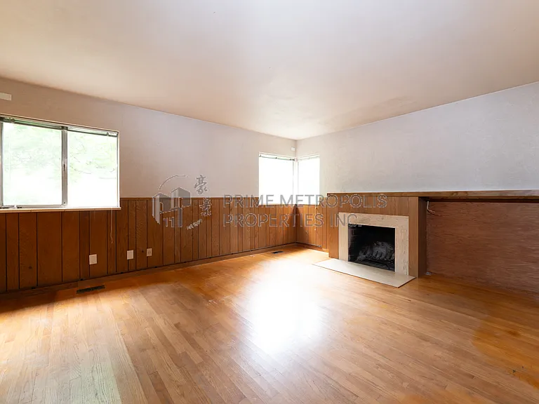 11322 Exeter Ave NE — Photo 12