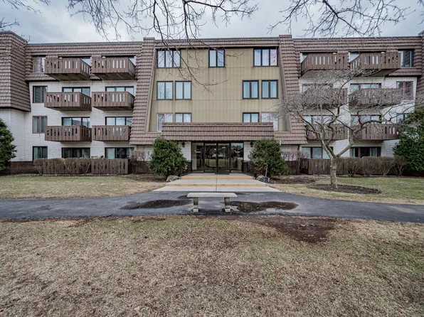 12900 W Heiden Cir Unit 4204, Lake Bluff, IL 60044