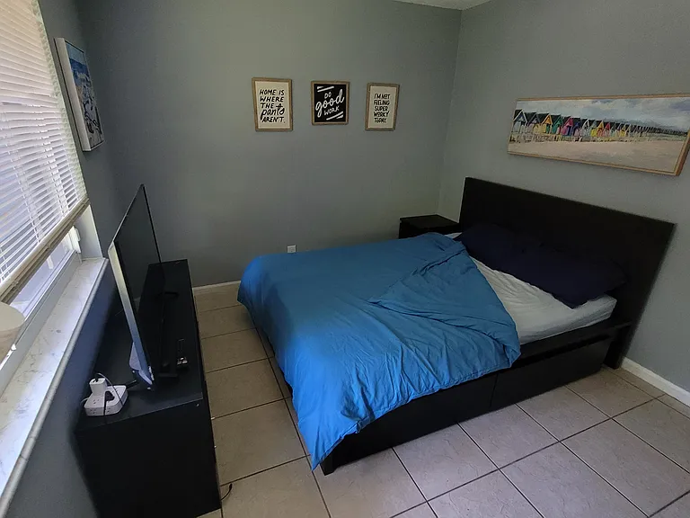 8847 Sunset Dr — Photo 3
