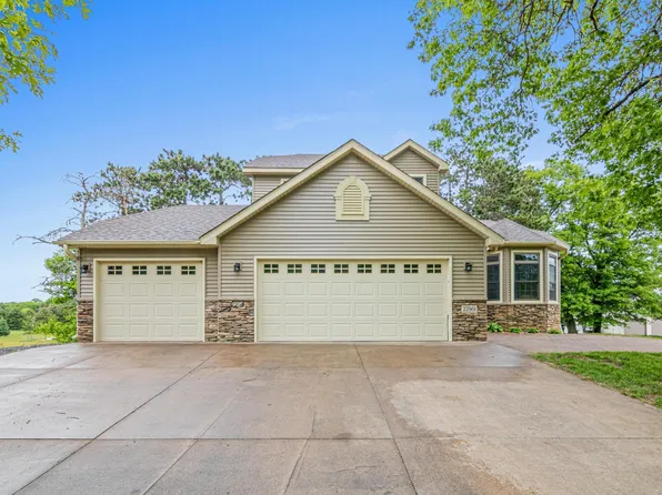 22561 Typo Creek Dr NE, Stacy, MN 55079