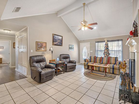 2nd image of 817 Corey Dr