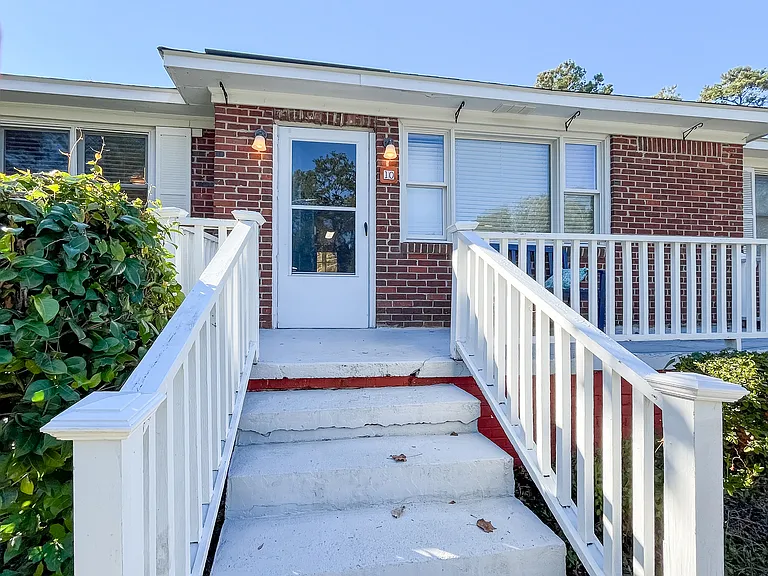 10 Vera Cir #1 — Photo 28