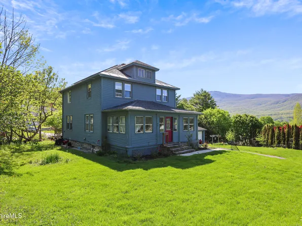 47 East St, Adams, MA 01220