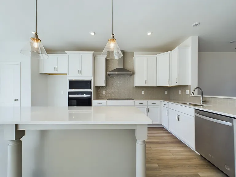 15337 Ballancroft Pkwy — Photo 4