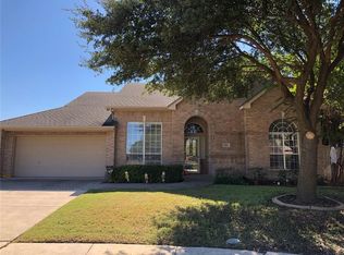 603 Gwyndellons Ln, Grand Prairie, TX 75052