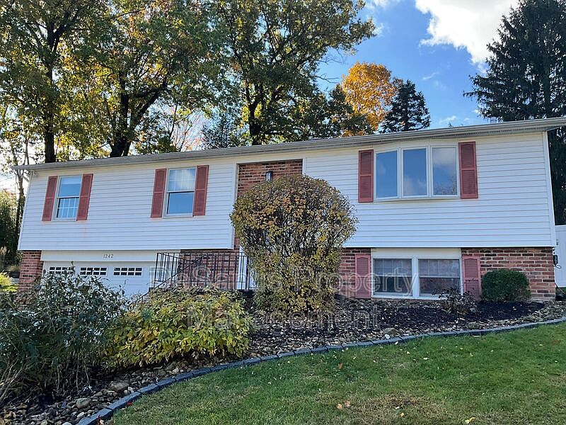 1st image of 1242 Cobblewood Dr