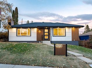 1024 S Hunterston Pl NW, Calgary, AB T2K 4N6