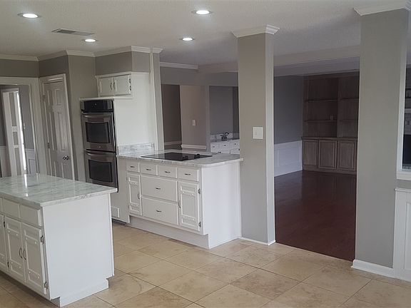 3rd image of 1908 Newfields Rd