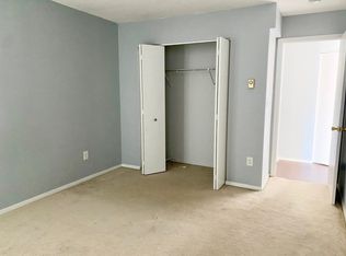 6 Pineview Dr #C, Branford, CT 06405