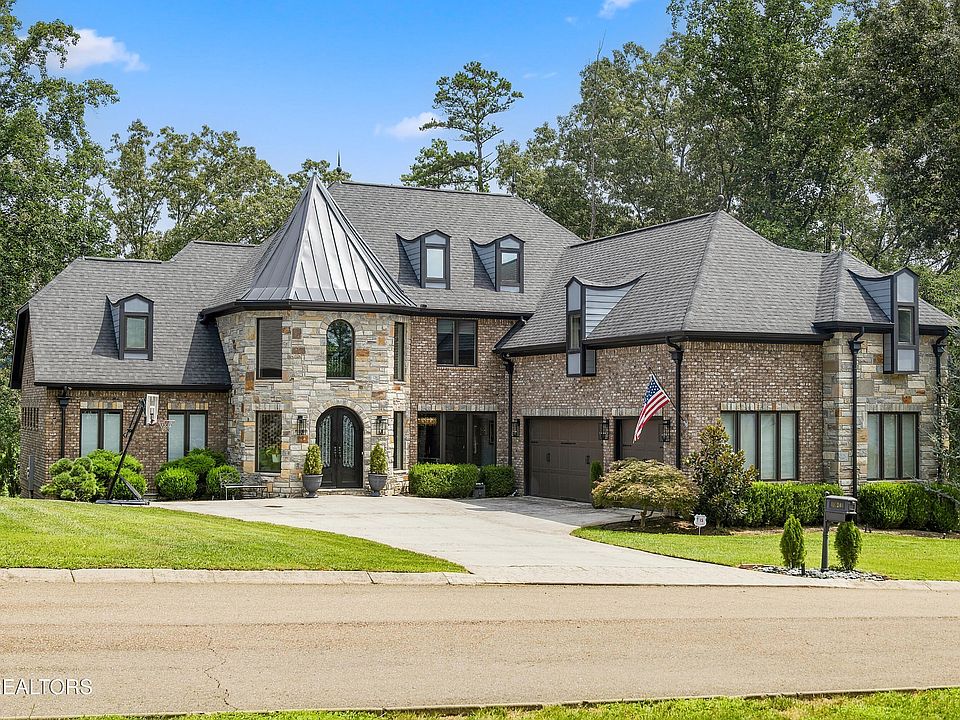 1st image of 2124 Viewcrest Ln