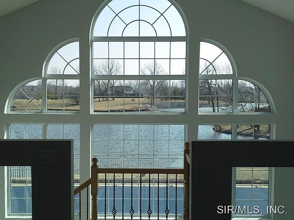 3rd image of 3291 Sugar Lake Dr