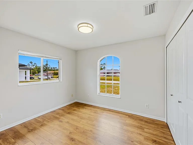 2260 Mistleto Ln — Photo 26