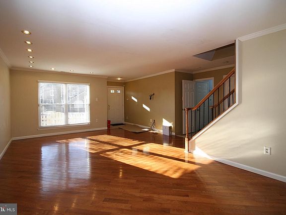 Living & Dining Area