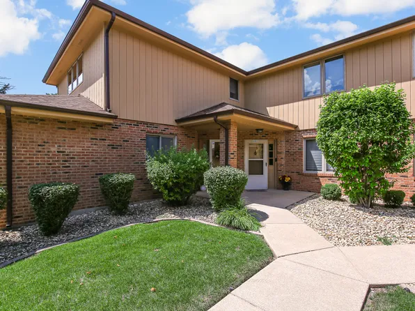 8966 Silverdale Dr #8D, Orland Park, IL 60462