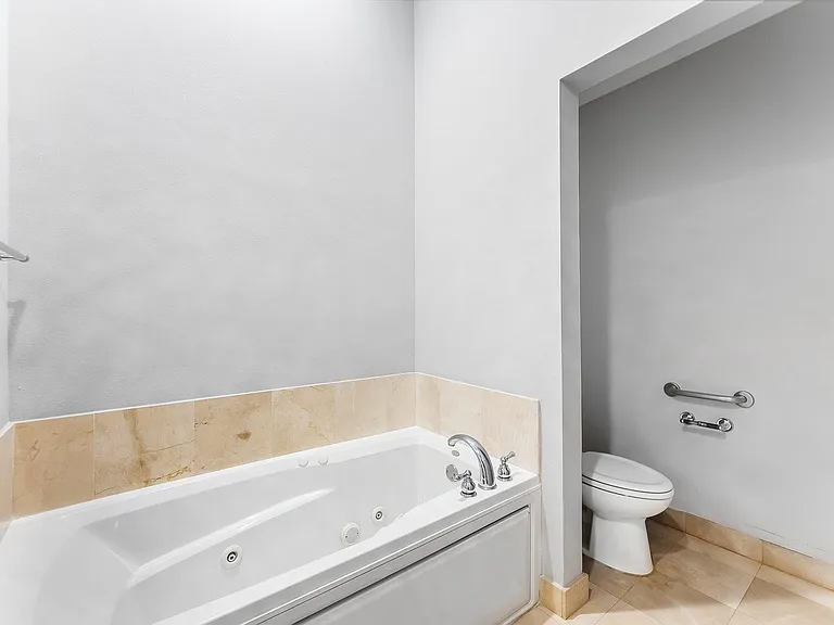 16102 Emerald Estates Dr #101 — Photo 18