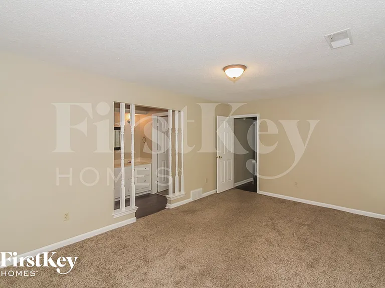 7161 Oak Chase Ln — Photo 8