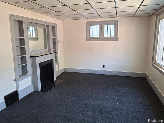 2nd image of 9101 Falcon St