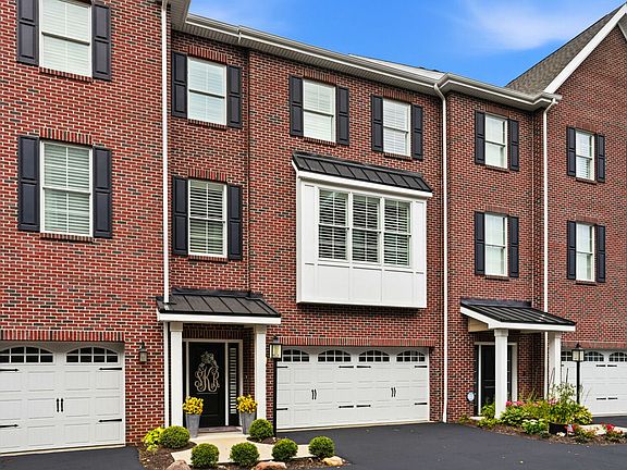 2nd image of 106 Chapel Harbor Dr