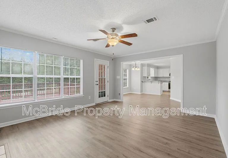 827 Sonora Cir — Photo 8