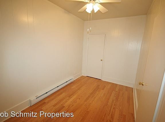3rd image of 1212 W Chapel Hill St #4054543