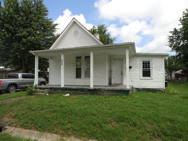 1st image of 1831 W 6th St