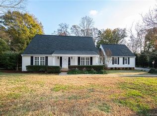 401 Fairway Dr, Fort Mill, SC 29715
