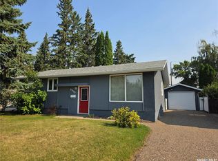 8919 17th Ave, North Battleford, SK S9A2T8