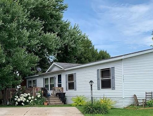 3rd image of 18164 Highway 65 NE #14269048