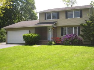 6 Fishermans Crk, Baldwinsville, NY 13027