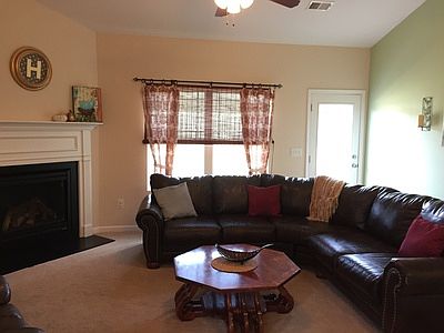1st image of 26 Hurshfield Ct