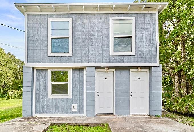 1st image of 1494 W 26th St #1494
